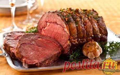 Очень вкусное и сочное, как горячее так и холодное. Мужчины будут в восторге! Пряное мясо в пиве.
Ингредиенты:
свинина бескостная 1 кг
пиво 0.5 л
розмарин 1 ч. л.
чеснок 4 зуб.
соль и перец по вкусу