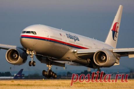 Стрелков: Упавший Boeing был полон мертвецов .