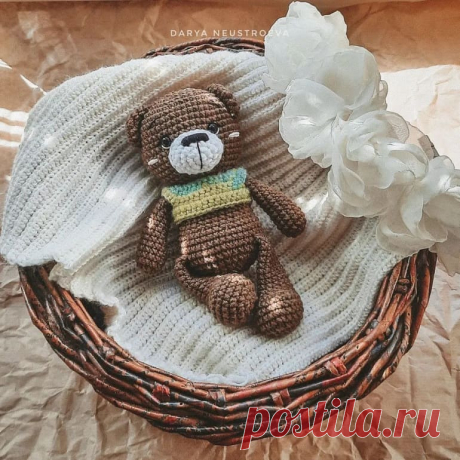 Мишутка в кофточке крючком: мастер-класс - AmiguRoom