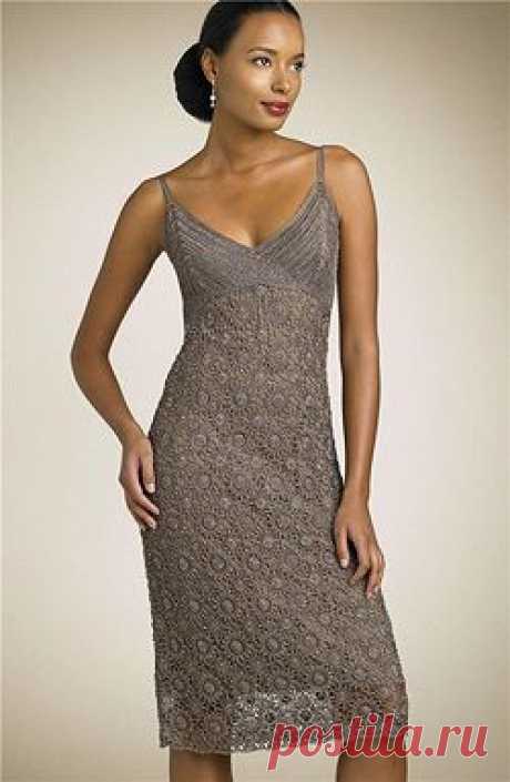 Вечернее вязаное крючком платье