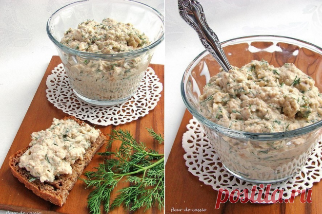 Очень вкусный селедочный паштет. С черным хлебушком — это что-то!
