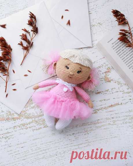 PDF Вязаные Пупсы. FREE amigurumi crochet pattern. Бесплатный мастер-класс, схема и описание для вязания амигуруми крючком. Вяжем игрушки своими руками! Пупс, куколка, кукла, doll, puppet, puppe, marioneta, fantoche, poupée, lalka. #амигуруми #amigurumi #amigurumidoll #amigurumipattern #freepattern #freecrochetpatterns #crochetpattern #crochetdoll #crochettutorial #patternsforcrochet #вязание #вязаниекрючком #handmadedoll #рукоделие #ручнаяработа #pattern #tutorial #häkeln #amigurumis #dolls