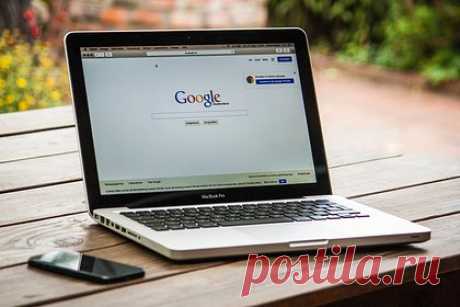 Google представила модель ИИ для разработчиков. Американская корпорация Google анонсировала модель искусственного интеллекта (ИИ) Gemma для разработчиков. Gemma была создана специалистами Google DeepMind на основе тех же технологий, которые использовали при разработке модели Gemini. В компании разрешили коммерческое использование модели.