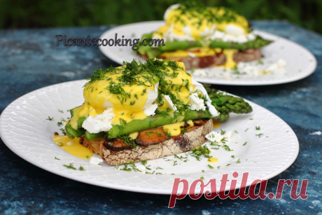 Канапка зі спаржею, яйцем пашот та грибами | Picantecooking