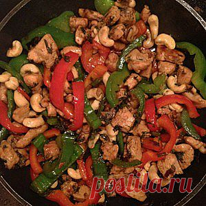 Курица с имбирем и кешью рецепт – основные блюда.