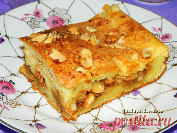 Творожный пирог с варёной сгущёнкой и орехами | Банк кулинарных рецептов