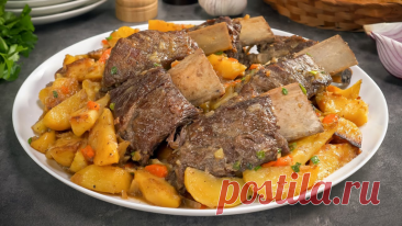 Говяжьи ребра тушеные с картофелем