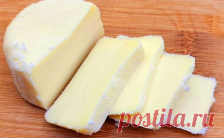 Варим сыр за 10 минут: смешиваем молоко, сметану, яйца и ждем когда остынет