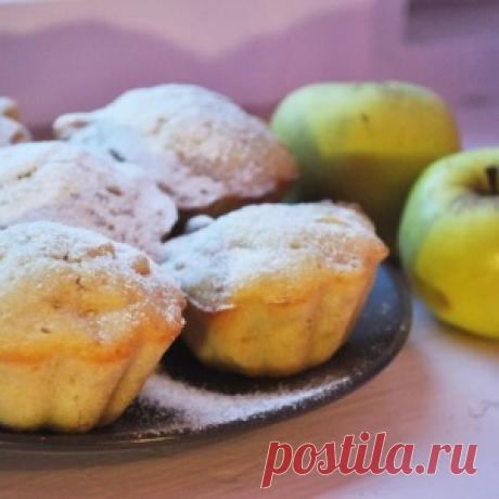 Сочные яблочные кексы — меня покорили