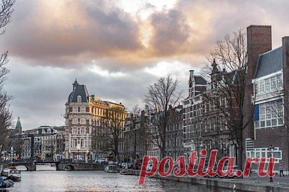 В популярном городе Европы туристка попала под мусоровоз и не выжила