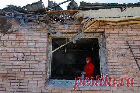 В трех областях Украины объявили воздушную тревогу. В трех областях Украины была объявлена воздушная тревога. Об этом в воскресенье, 4 июня, свидетельствуют данные онлайн-карты министерства цифровой трансформации страны. Сирены прозвучали в 20:42 по местному времени (совпадает с московским) в Днепропетровской, Полтавской областях страны.