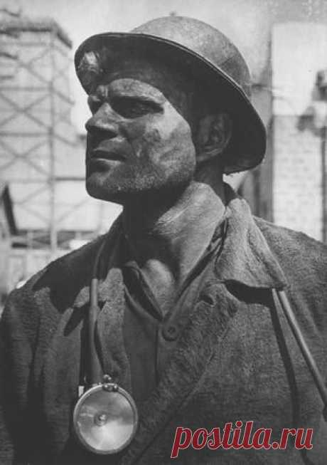 Один из зачинателей стахановского двиСССР. 1934 год / История цивилизаций!