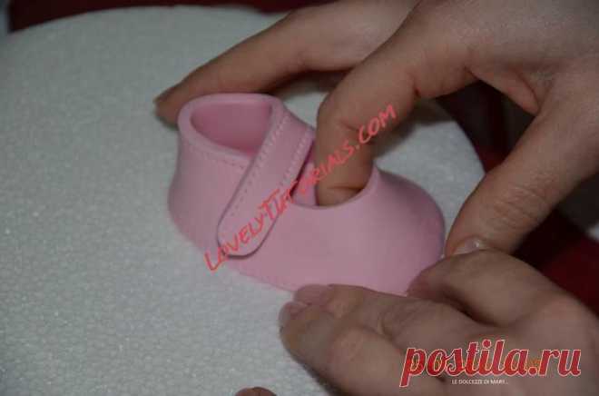 детские сандалики, пинетки, туфельки, сапожки, трафареты|gumpaste baby shoes tutorials,baby booties,templates - Страница 10 - Мастер-классы по украшению тортов Cake Decorating Tutorials (How To's) Tortas Paso a Paso