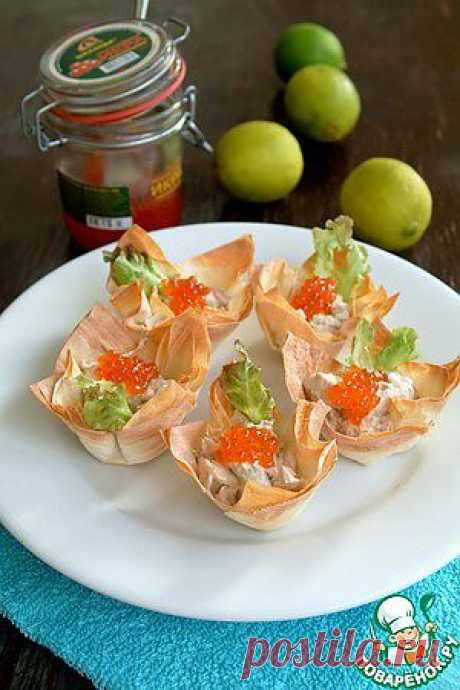 Корзинки с пастой из тунца и творожного крема - кулинарный рецепт