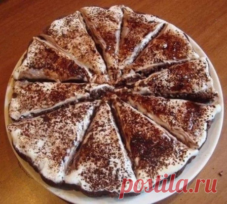 Легкий торт "Тает во рту" - Вкусные рецепты Содержание: Ингредиенты: Приготовление: Делается тортик легко и просто! Ингредиенты: кефир — 250 мл. сахар — 1 стакан (можно меньше) сода — 1 ч.л. мука — 250 гр. какая-порошок — 2 ст.л. Приготовление: Первым делом включаем греться духовку до 200 градусов. Берём две ёмкости. В первую наливаем кефир + сода (гасить не надо, это сделает кефир). …