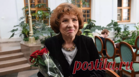 Елена Камбурова поделилась воспоминаниями о Булате Окуджаве. Певица, народная артистка России Елена Камбурова рассказала о поэте и барде Булате Окуджаве. Читать далее