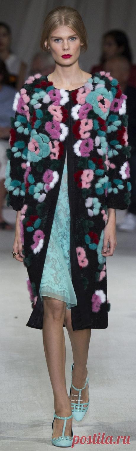 (613) Oscar de la Renta Spring 2016 RTW | мех+кожа+