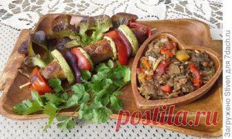 Сегодня в своем «дачном ресторанчике» я предлагаю вам, друзья, армянскую кухню. Подаю «Мангал — салат». Такой салатик я впервые попробовала