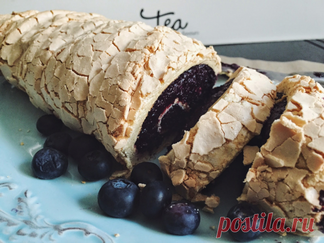 Day by day with ♡: Черничный рулет-безе (Blueberry-meringue-roulade)