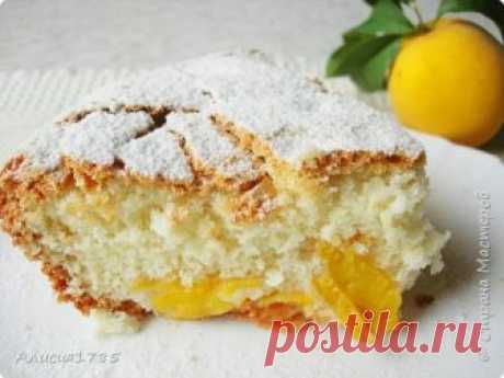 Шарлотка с персиками (яблоками). Рецепт еще из моего детства! | Страна Мастеров