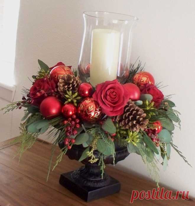 Christmas Centerpiece - Red Silk in Black Urn