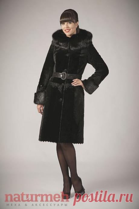 Шуба из мутона с капюшоном под пояс | Шубы из мутона | Каталог | NaturMeh - магазин шуб