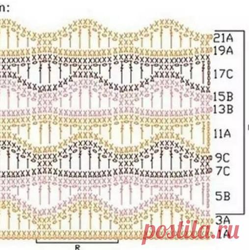 Топ с вертикальным узором крючком