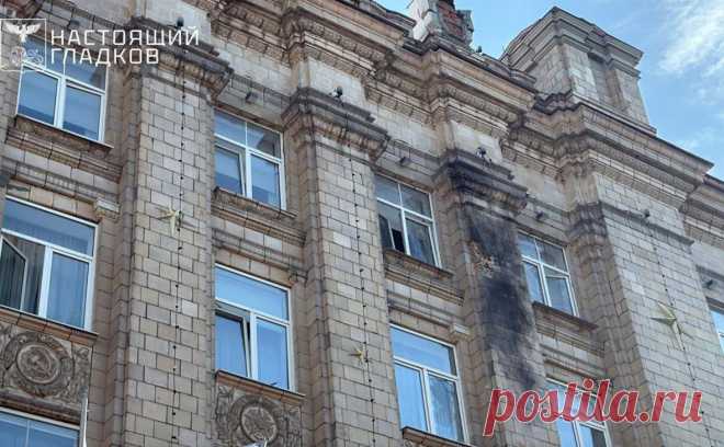 Гладков рассказал об обстрелах, каких еще не было «в современной истории». Атаки беспилотников на Белгород, произошедшие 13 и 14 августа, стали тем, что белгородцы «пока еще не проживали в современной истории», заявил губернатор Гладков. Были атакованы здание областного правительства и легковая машина