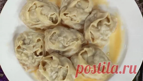 Узбечка рассказала секрет универсального теста, из которого готовят все (манты, ханум, самсу, чебуреки) Моя тетя узбечка не по рождению, а по воле судьбы. Чужая страна за долгие годы стала для нее родной и любимой, а традиции до боли стали своими, закрепились в памяти и пустили крепкие корни.   Тетя долгие годы вела в Узбекистане свой быт и поддерживала домашний очаг. Ее учила свекровь, что-то она подсмотрела у сестер […]