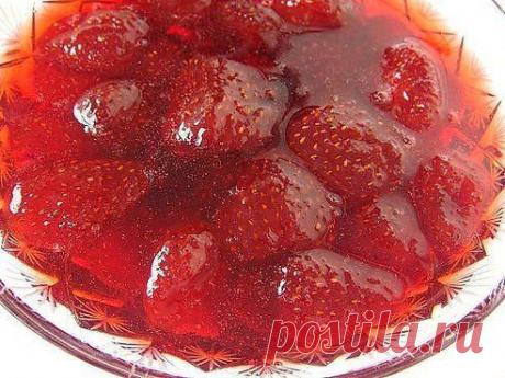 Клубничное варенье: самый простой рецепт:Более подробно о рецепте можете узнать в источникe: шеф-повар Одноклассники, по ссылке  https://ok.ru/solnechniepozdr/topic/62640457228438 Рекомендуем посмотреть!!! Приятного аппетитa

Дорогие кулинары! Чтобы не потерять рецепт, жмите &quot;Класс!&quot;, а потом &quot;поделиться&quot;. Рецепт будет на вашей стене В Одноклассники. Всё ОК!