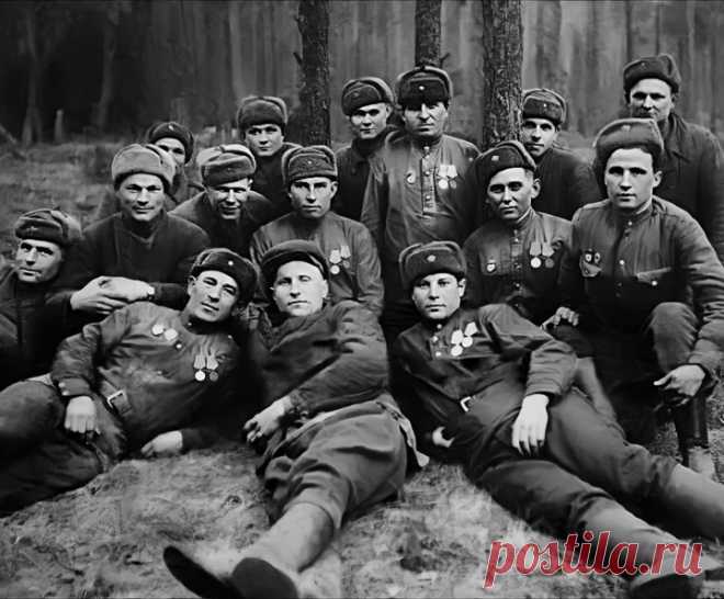 Восстановление и реставрация старых фотографий.