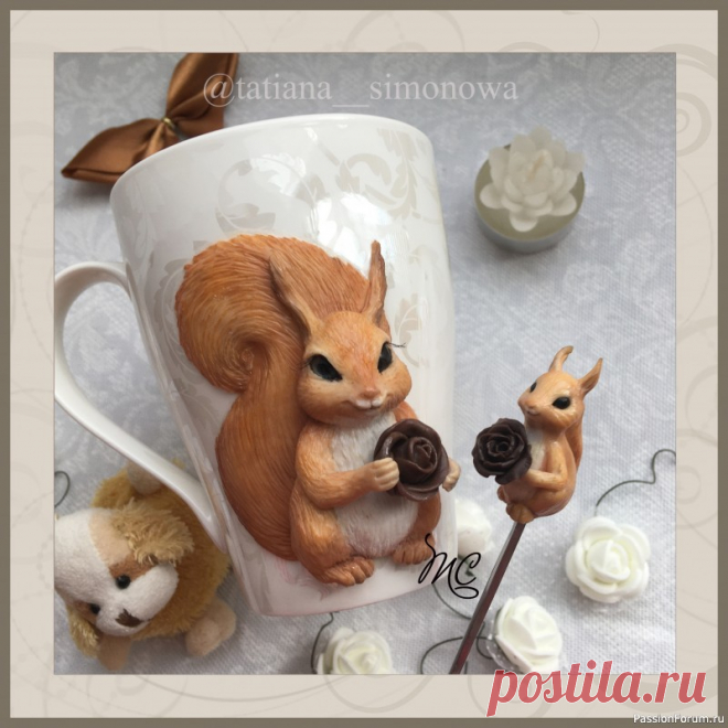 Кружка с декором из полимерной глины 