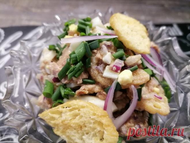 Интересный ингредиент привычного салата из печени трески, который делает его в три раза вкуснее
Рецепт от подписчика канала. Салат из печени трески сам по себе очень вкусное блюдо, достойное царского стола. Готовится быстро, просто из самых простых продуктов плюс баночка печени трески. Кстати, печень трески — очень полезный для организма продукт, который богат полезными микроэлементами и другими...
Читай пост далее на сайте. Жми ⏫ссылку выше