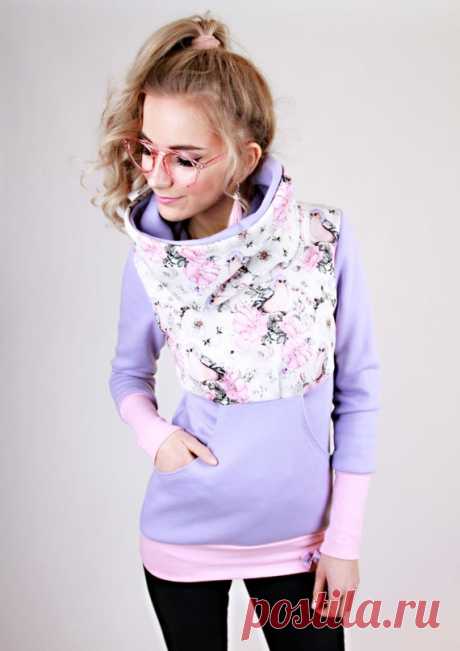 MEKO® "Kuschl" Hoodie Damen Flieder Rosa Vögel Blumen Highneck Kapuzenkragen Sweater Dieser gemütliche Hoodie aus kuschligem Sweat begleitet dich an kühlen Tagen, lauen Abenden und kalten Nächten! Im Sommer ist der sweete Hoody ein perfekter Jackenersatz, im Winter ein kuschliges Universalgenie. In der großen Tasche auf der Front des romantschen Hooded Sweat lässt sich so allerhand
