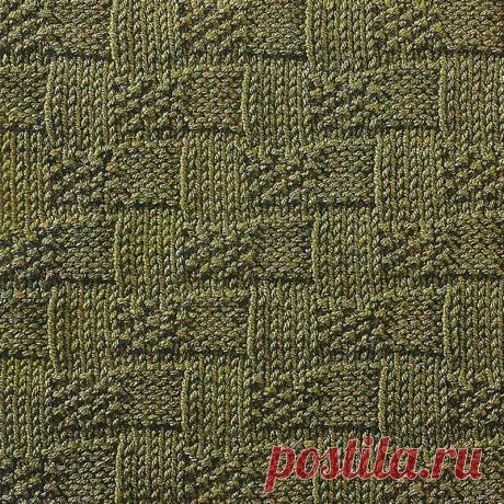Узор № 82 - рельефный узор в клетку. Схему вязания и условные обозначения вы сможете увидеть на сайте.