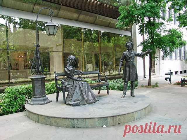 Podgorica,monument of Pushkin