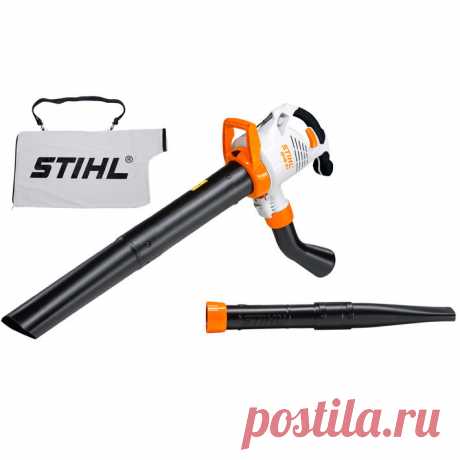 Электрический всасывающий измельчитель Stihl SHE 81 очень похож на простой пылесос по своему действию, только при всасывании весь мусор еще и перемалывается и попадает в мешок измельченным. Агрегат  предназначен для очистки больших площадей от листвы, травы и различного мусора (бумажного и даже пластикового).