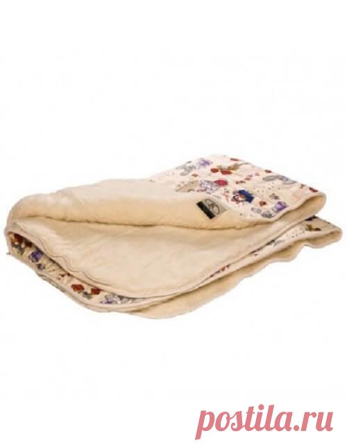 Детское одеяло конверт ЗАЙКИ тёплое, качественное, мягкое, долговечное и легкое, а также износостойкое

Обладает свойствами термоизоляции и воздухопроницаемости

Яркая расцветка не выцветает и не бледнеет после стирки

Трансформируется в конверт новорожденных для выхода на прогулку, может использоваться как детское одеяло в кроватку

100% шерсть австралийского МЕРИНОСА

Верх 100% хлопок