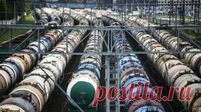 Bloomberg: Китай выходит на рекордный импорт российской нефти в марте. Китай выходит на рекордный импорт российской нефти в марте, этому способствует повышенный интерес к сорту Sokol, которого избегает Индия из-за опасений американских санкций, пишет Bloomberg со ссылкой на компанию Kpler, которая занимается анализом данных о сырьевых рынках. Читать далее