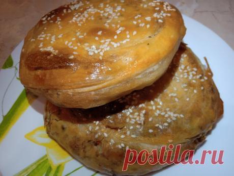 Катлама мясная. Восточная слоёная лепёшка | | Novuyden.com Очень захотелось приготовить одно из блюд узбекской кухни - мясная катлама и показать как просто и быстро готовится такая вкуснятина. Это блюдо очень вкусное как в горячем, так и в холодном виде и уме