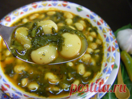 ЗРЯЛ БОБ С ЛАПАД &nbsp;ПОСТНО ЯСТИЕ КОЕТО СТАВА ЛЕСНО И МНОГО ВКУСНО, А ДО КОЛКОТО ЗА ЛАПАДА МОЖЕ ДА ГО ЗАМЕНИТЕ СЪС СПАНАК.
