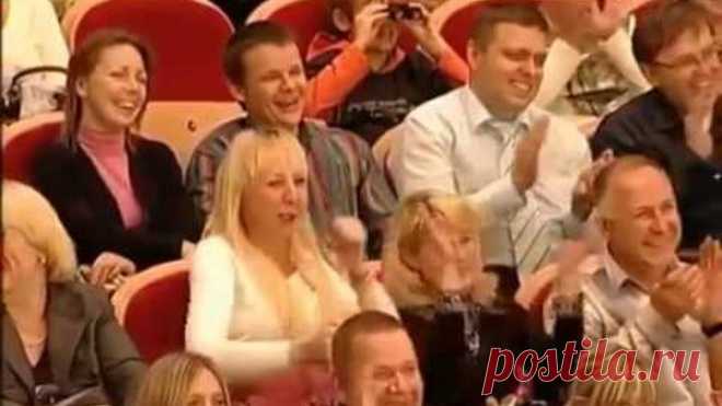 Именно так танцевали на дискотеках в 80 х и 90 х  Это надо видеть