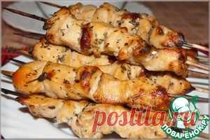 Шашлычки пикантные из куриной грудки - кулинарный рецепт