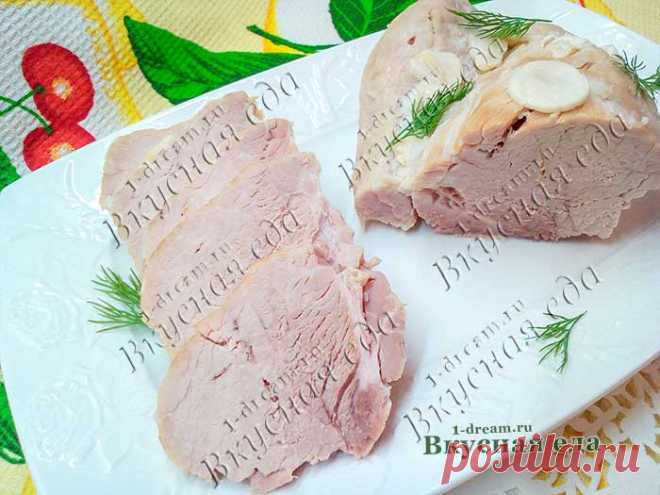 Буженина из свинины в духовке по-домашнему Вкусная, нежная, ароматная домашняя буженина получается по этому рецепту с пошаговыми фото! Идеальная закуска в праздники и мясо для бутербродов в будни!
