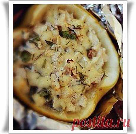 Пикантная закуска в яблоке.