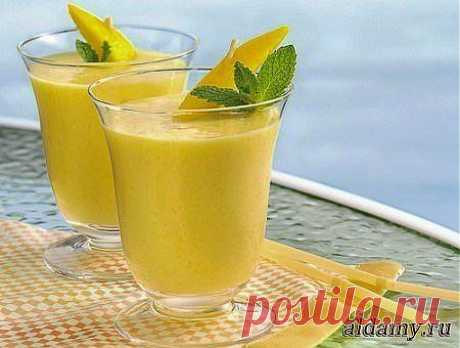 Яблочный фреш с мороженым » Любимые рецепты