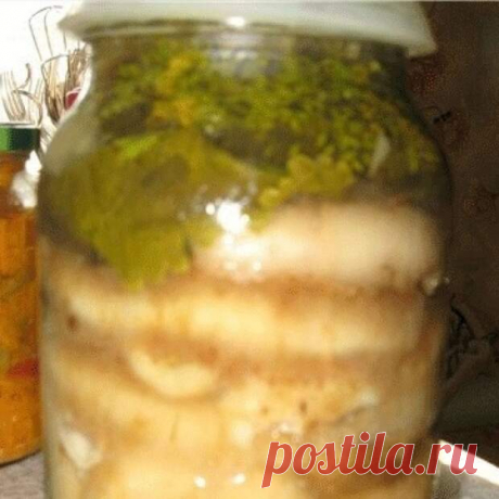 СОЛЕНЫЕ ГРУЗДИ ПО-СИБИРСКИ  - Скатерть-Самобранка - медиаплатформа МирТесен СОЛЕНЫЕ ГРУЗДИ ПО-СИБИРСКИ Грузди моем, заливаем водичкой на ночь, если времени нет, а если есть, то сразу ставим отвариваться в большом количестве воды. Варить 20-25 минут в очень соленом рассоле, пока грибы на дно опускаться не начнут. Затем вытаскиваем грибочки, промываем холодной водой и