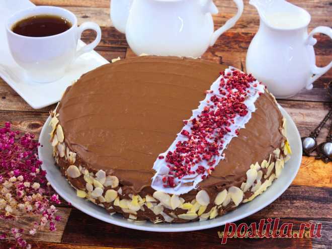 Шоколадный торт с творожным сыром и вишней. Шоколадный торт с творожным сыром и вишней