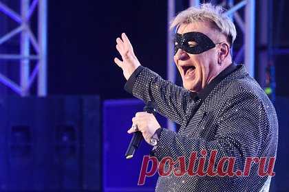 Пенкин назвал «Евровидение» художественной самодеятельностью. Российский певец Сергей Пенкин заявил, что «Евровидение» перестало быть конкурсом и превратилось в художественную самодеятельность. «Сейчас это фигня какая-то», — заявил артист. Он добавил, что ему не понравилось выступление исполнительницы Манижи, которая представляла Россию на фестивале 2021 года.