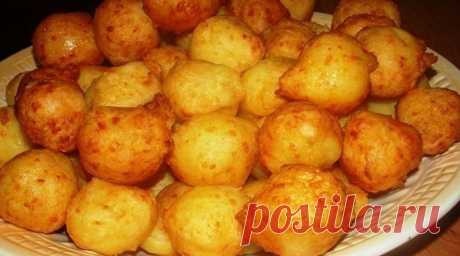 Картофельные пампушки с сырной начинкой